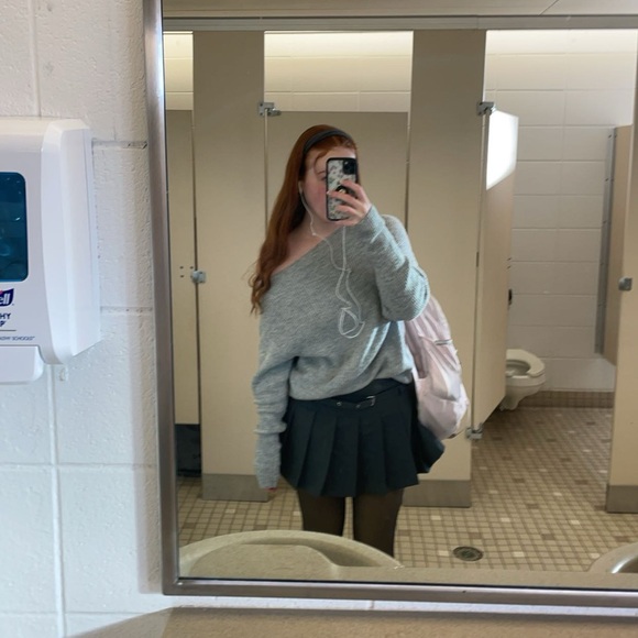 Nordstrom Treasure and Bond Gray Off The Shoulder Sweater - Picture 2 of 2